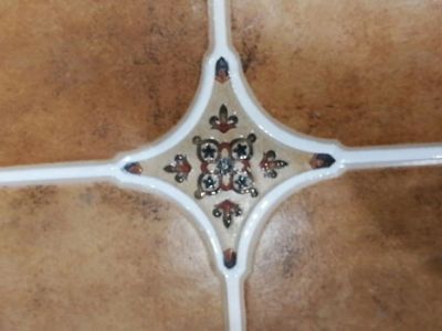 啞光美縫劑與水瓷哪個更適合家居美縫使用？