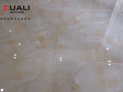 白色偏黃的瓷磚，搭配什么牌子的美縫劑顏色好？