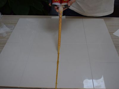 瓷磚美縫如何節(jié)省美縫劑的用量？