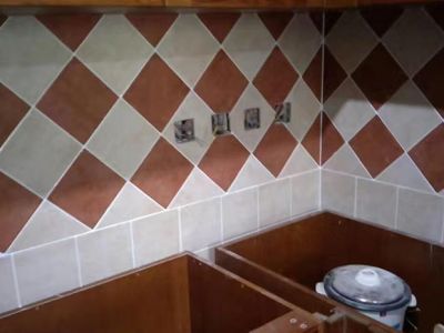 瓷磚美縫是美縫劑重要，還是施工重要？