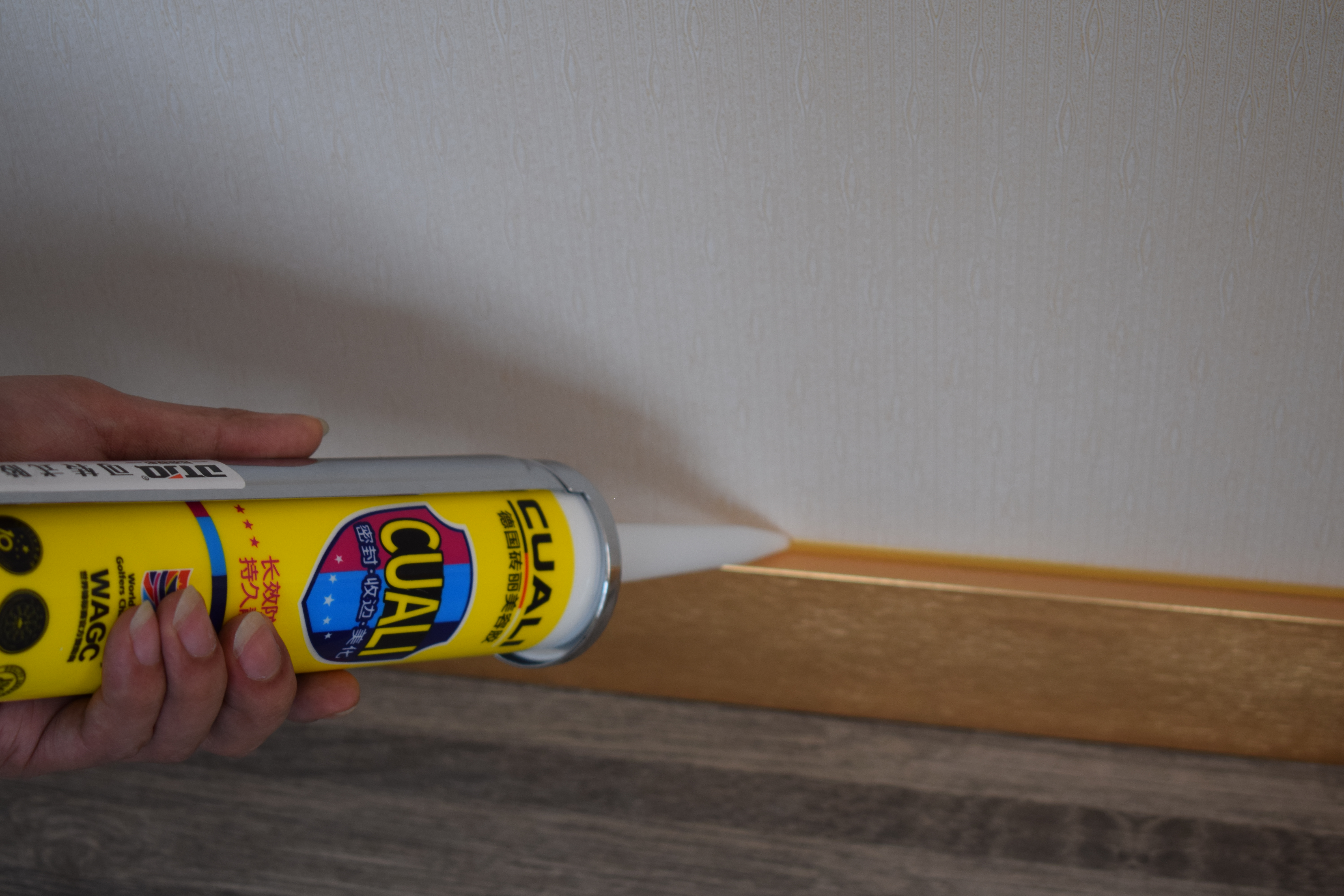 玻璃膠和美容膠，哪種更好？